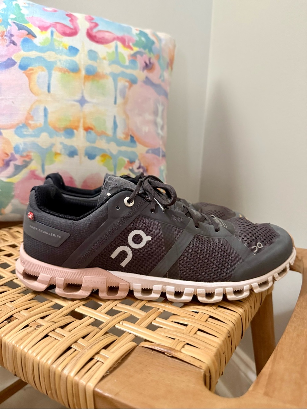 On Running Cloudflow Rock Rose Women’s Size 9 Running Shoes Sneakers